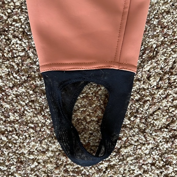 Obermeyer Softshell Winter Pants Ski, Snow Size 12 NWT - Picture 6 of 10